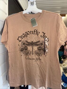 5/$10 Gilmore Girls Dragonfly Graphic Tee - Brown